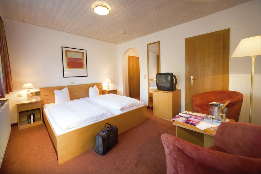 Alpenresidenz Adler Hotel Kirchberg in Tirol Room photo